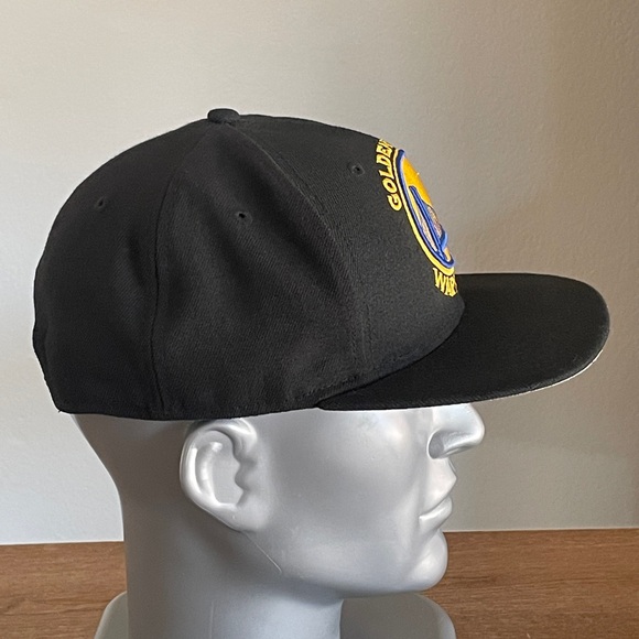 New Era Golden State Warriors hat in excellent condition! - Picture 6 of 7